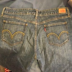 Levi’s 518
